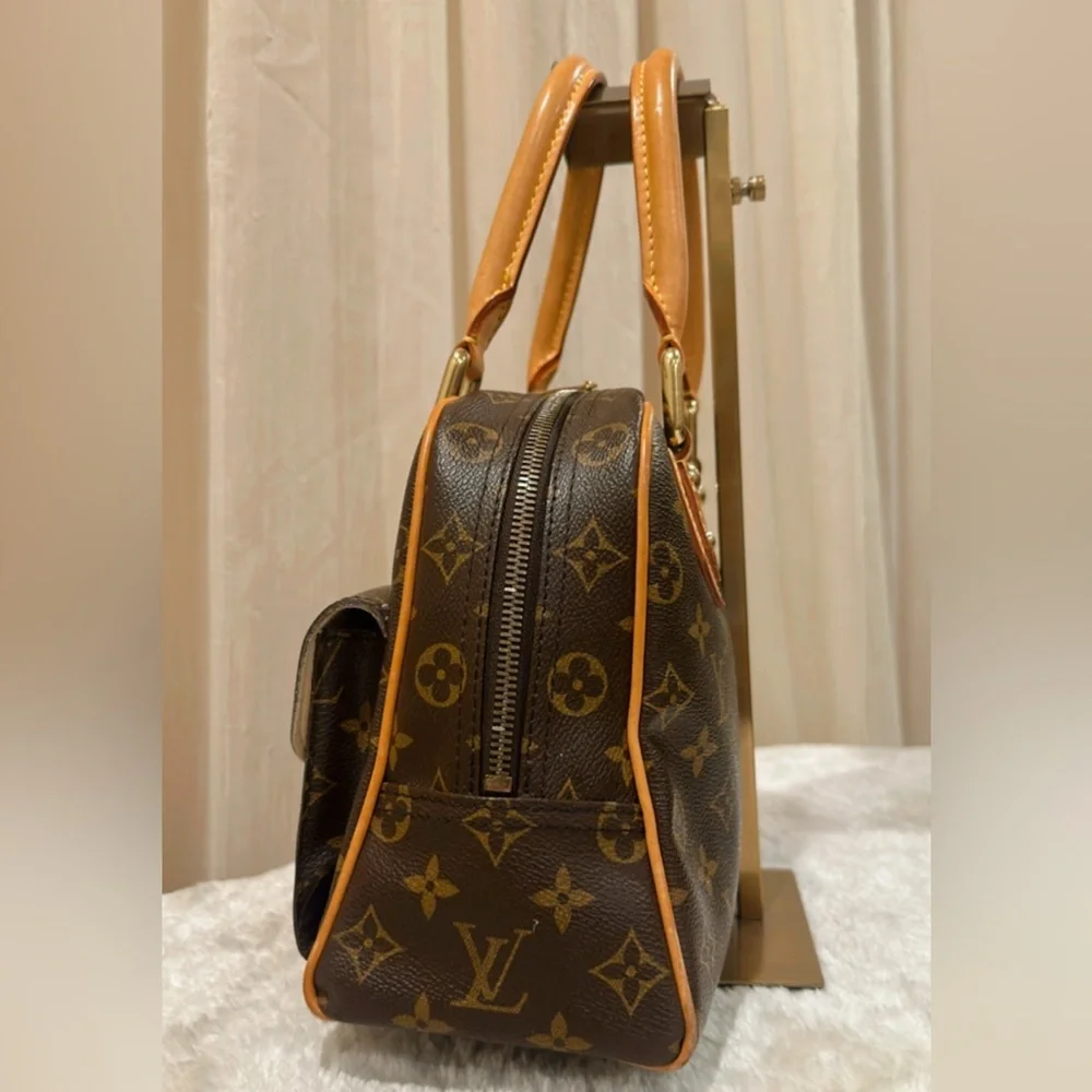 💯% Authentic Louis Vuitton ManhattanPM Monogram Handbag✨ - Picture 8 of 17